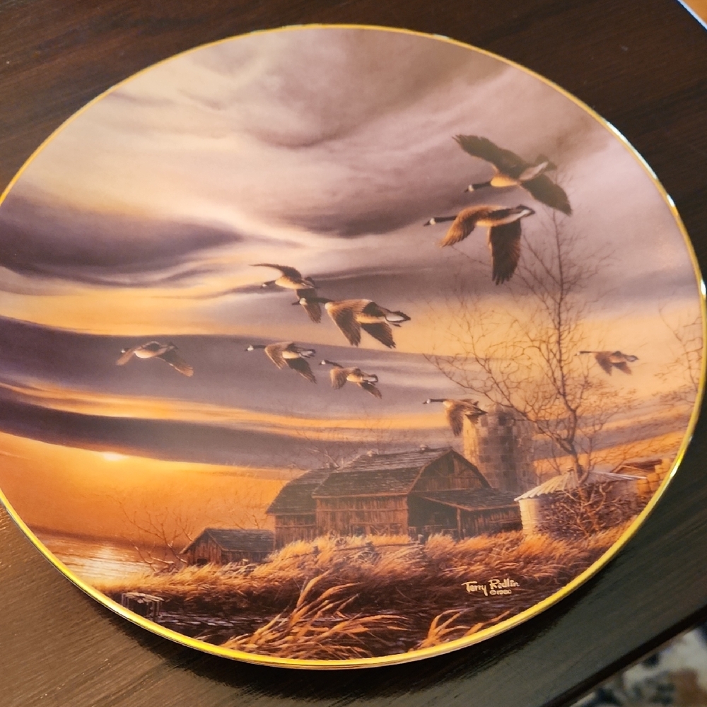 Decorative 8 Inch Terry Redlin Plate, "Silent Sunset" The Heartland Collection